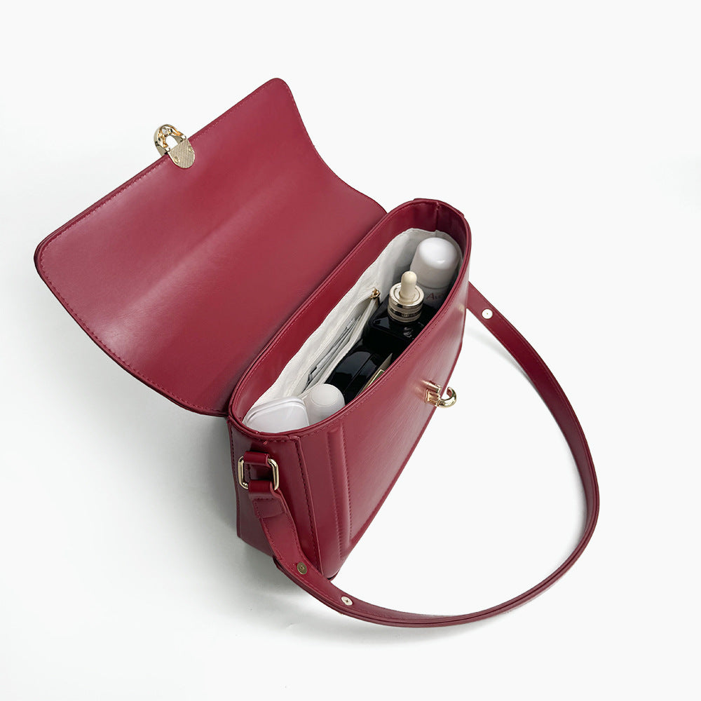 Vintage Charm Shoulder Bag